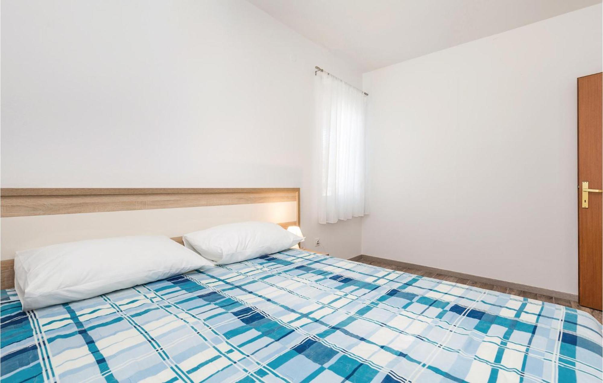 Lovely Apartment In Mandre With Wifi Exteriör bild